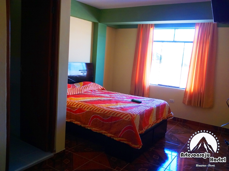 Artesonraju Hostel Huaraz